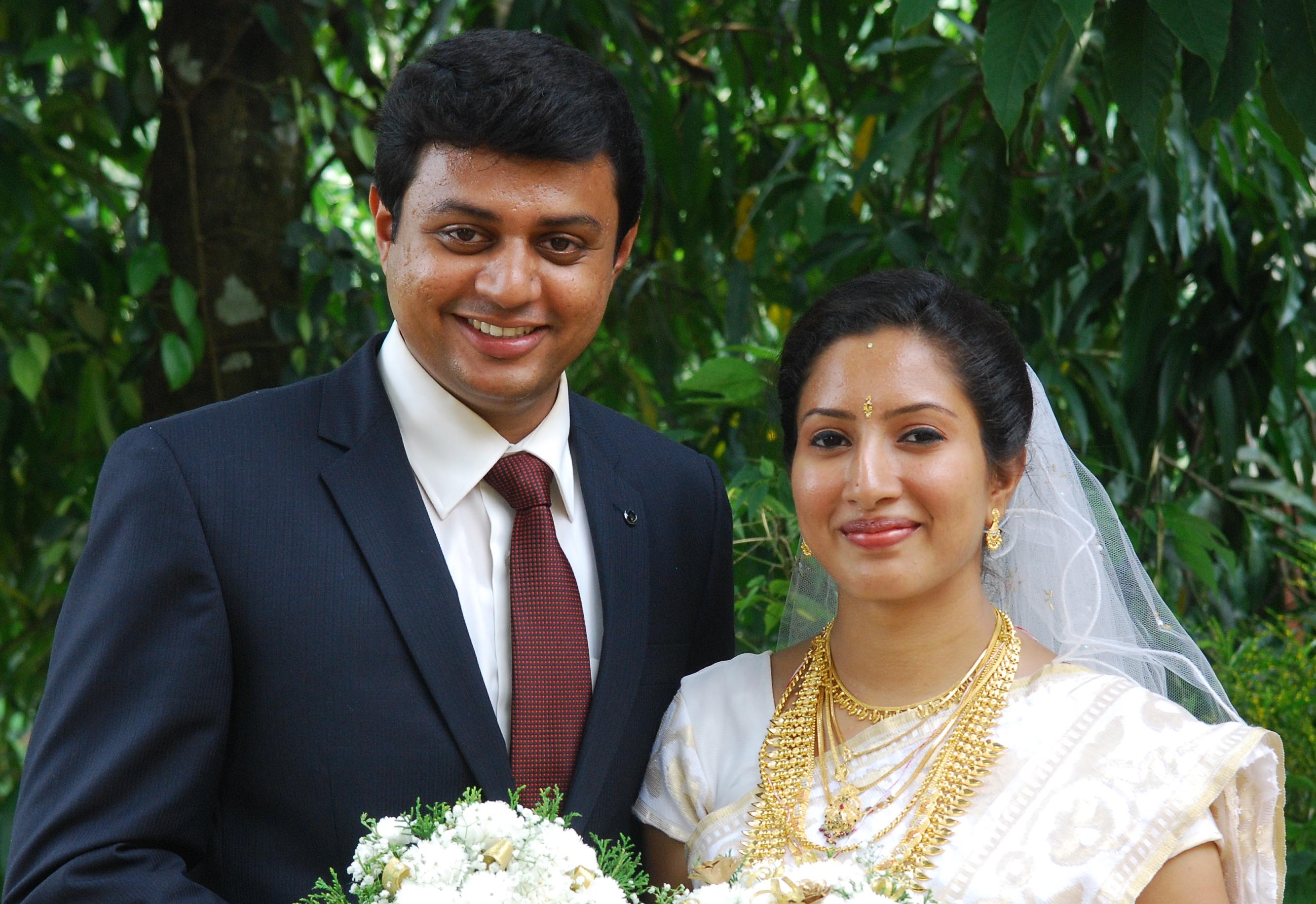 Kerala Christian Wedding of Dennis & Teresa - Weva Photography